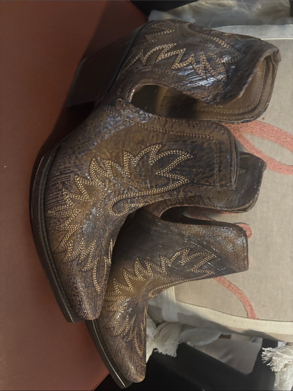 Ariat Brown Embroidered Western Heel Boots